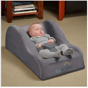 Day Dreamer(Incline baby sleeper)